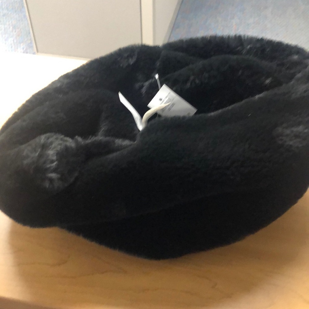 American eagle faux fur scarf